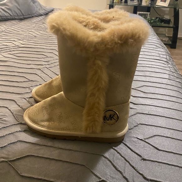 Mk boots - Picture 2 of 4